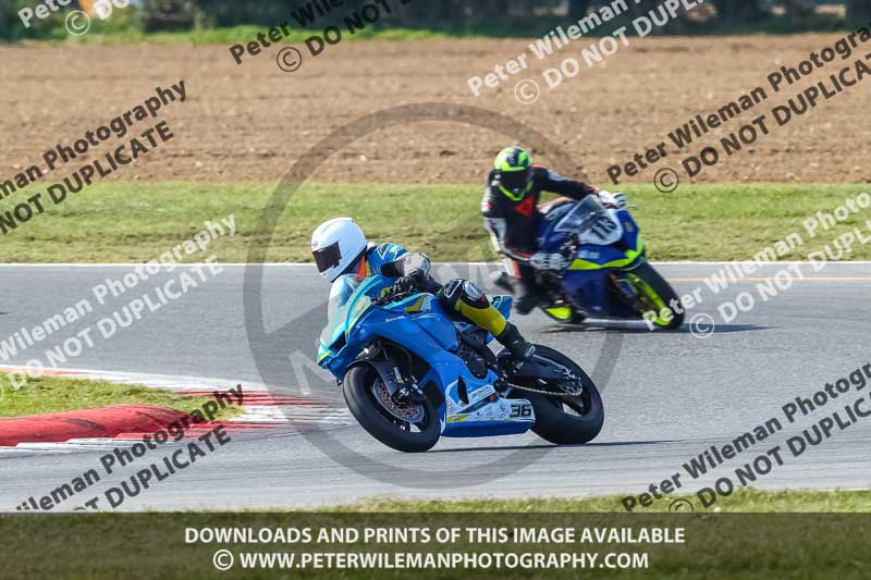 enduro digital images;event digital images;eventdigitalimages;no limits trackdays;peter wileman photography;racing digital images;snetterton;snetterton no limits trackday;snetterton photographs;snetterton trackday photographs;trackday digital images;trackday photos